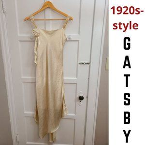 Bias cut 1920s-style Gatsby dress